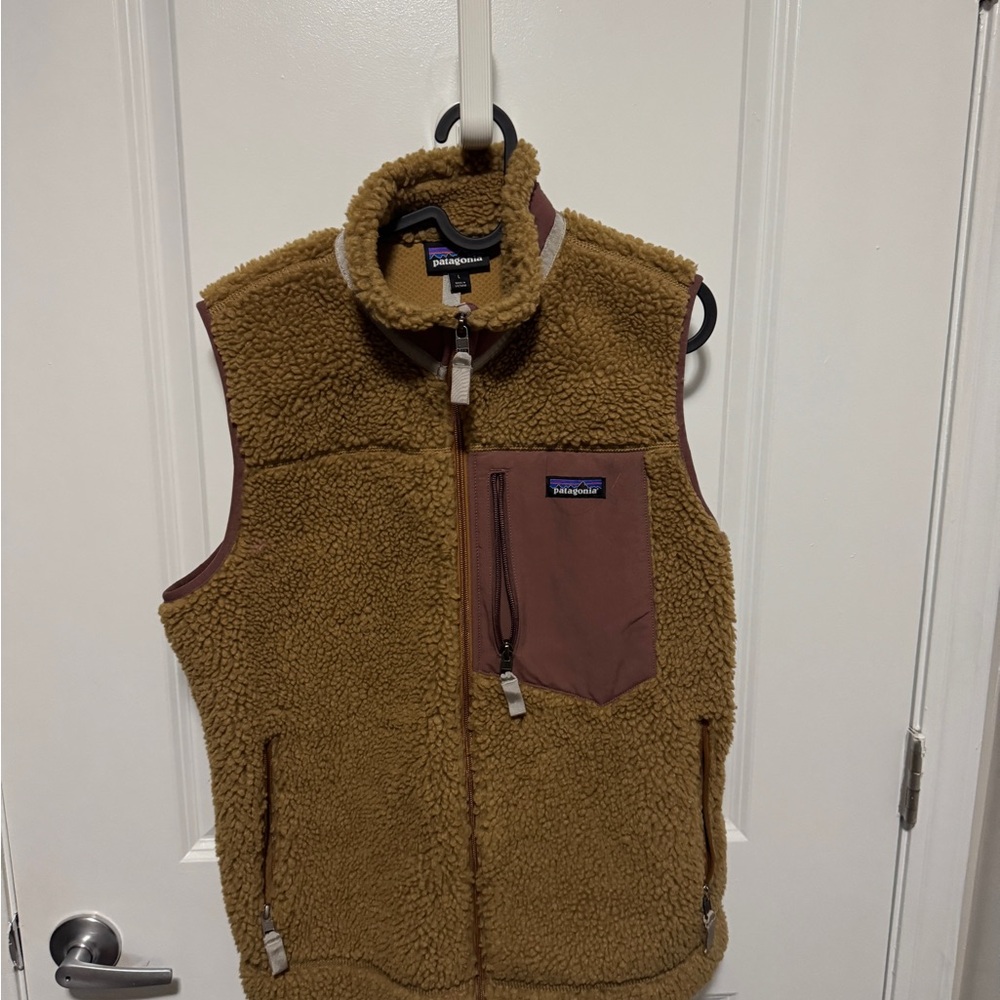 NWOT Patagonia Women's Classic Retro-X® Fleece Vest